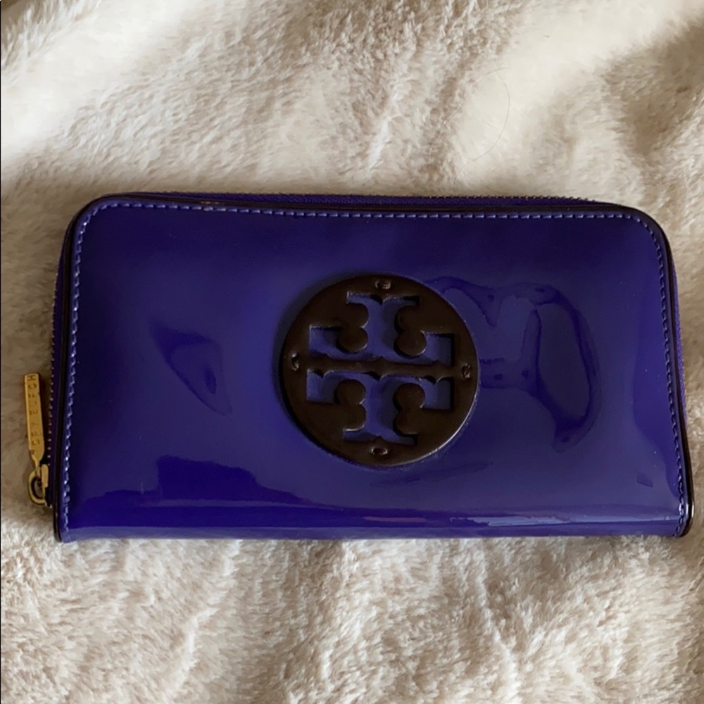 BARELY USED TORY BURCH WALLET